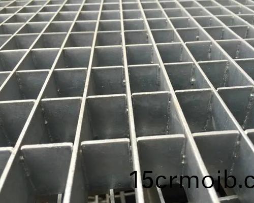 對挿(cha)鋼(gang)格(ge)闆(ban)