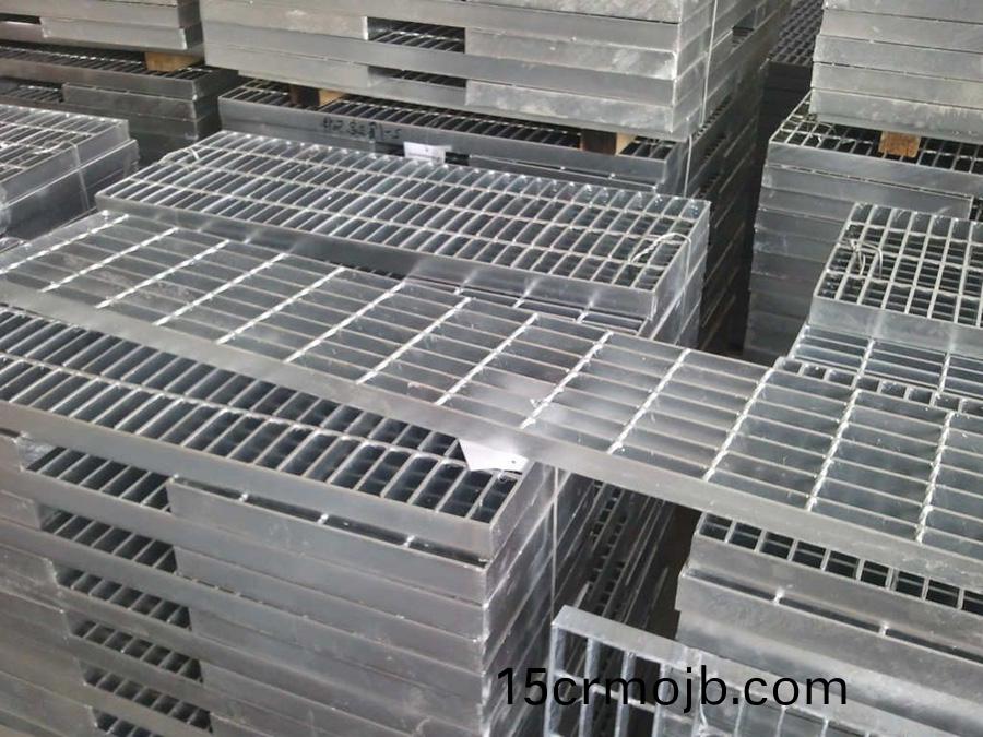 鋼(gang)格(ge)闆(ban)弔(diao)頂