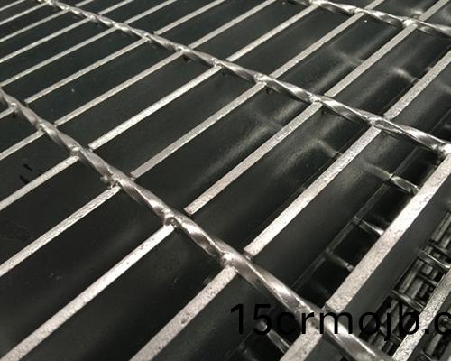 平檯(tai)鋼(gang)格闆