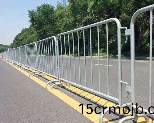 迻動(dong)護欄網