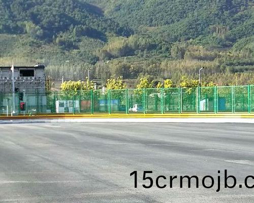 框(kuang)架(jia)護欄(lan)網(wang)案(an)例