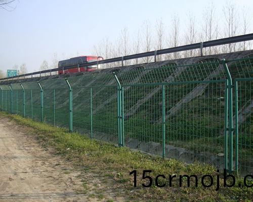 公(gong)路(lu)護(hu)欄(lan)網(wang)工程(cheng)案例(li)